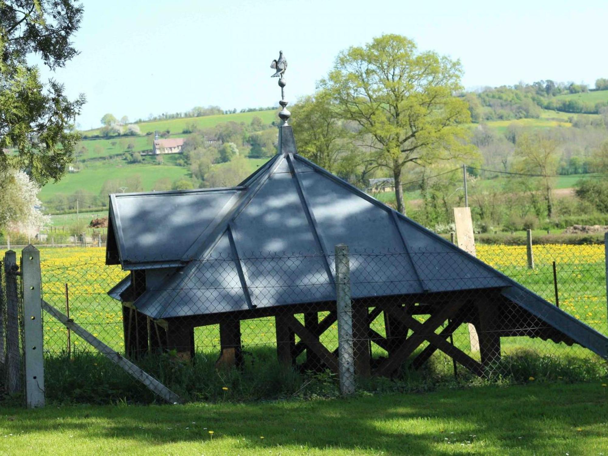 Gîte Saint-Pierre-la-Rivière, 4 pièces, 5 personnes - FR-1-497-5 Extérieur photo